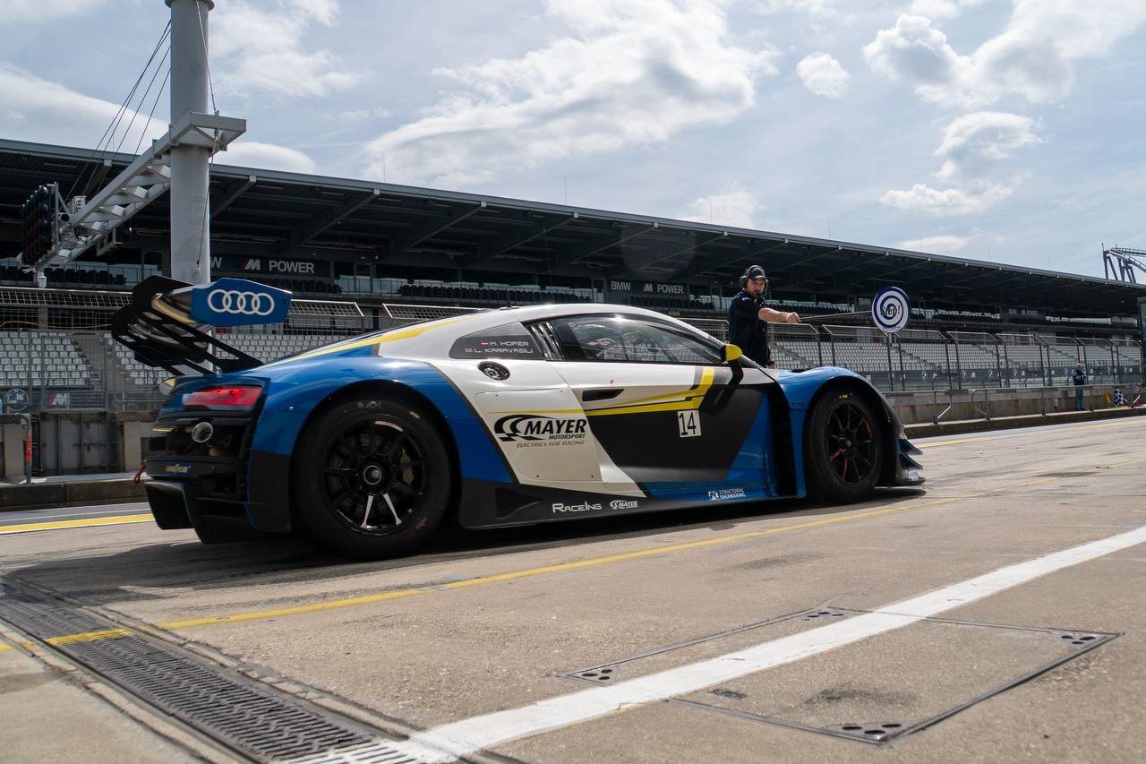 Pit lane operations